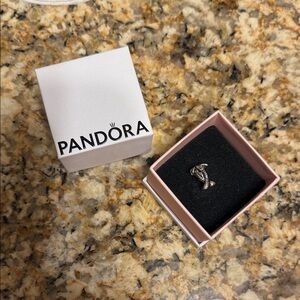 Pandora Palm tree Charm 🌴 🩷
